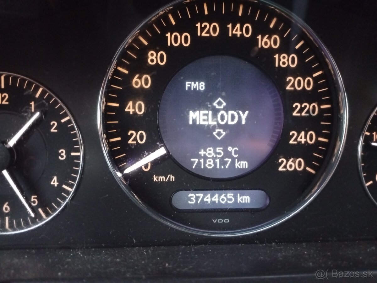 Mercedes E 270 CDi - 13