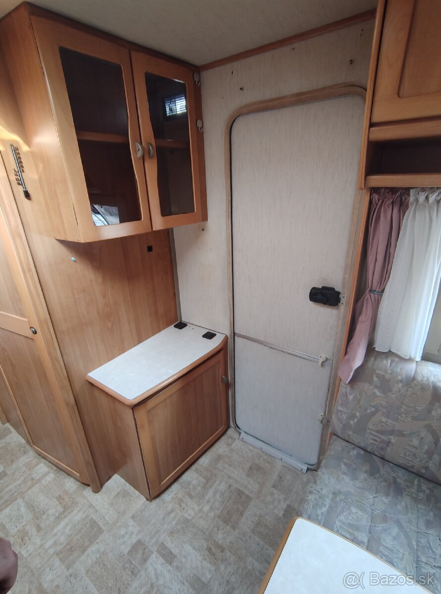Predám obytný príves, karavan - 13