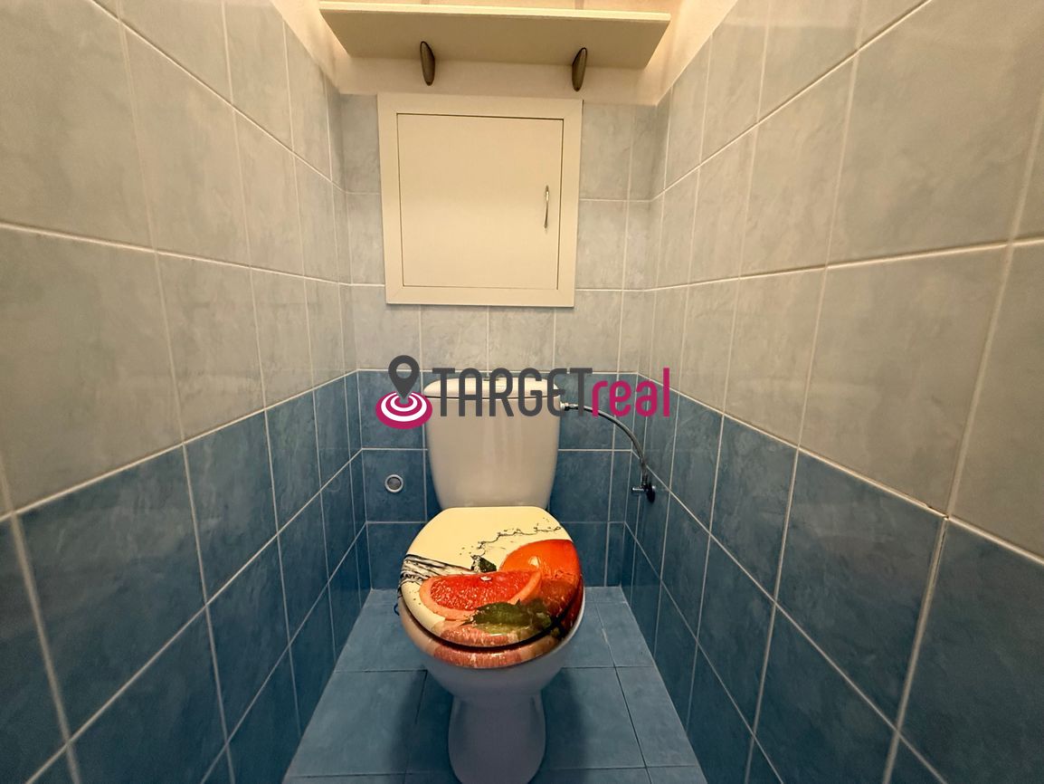 SLNEČNÝ 2-IZBOVÝ BYT S VEĽKÝM BALKÓNOM A SÚKROMNÝM DVOROM - 13