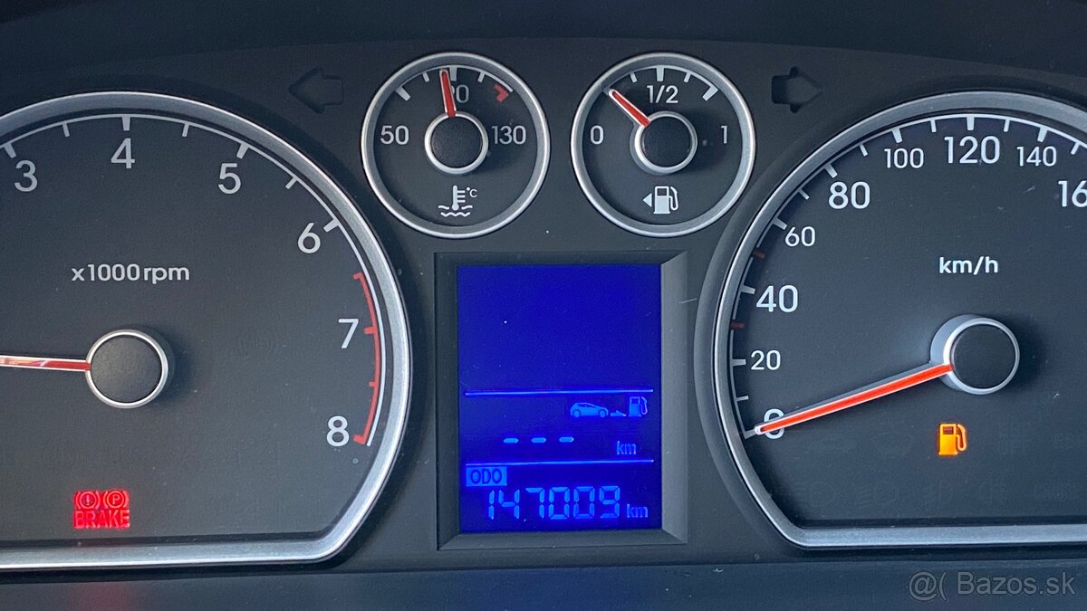 Hyundai i30 1,4(16v77kw) - 13