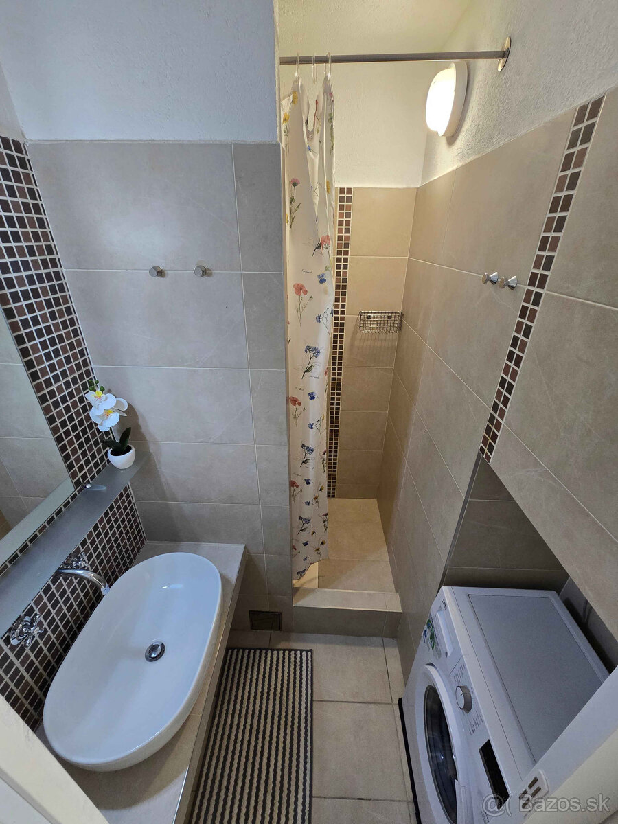 Skvelá investičná príležitosť-1 izb. byt na Račku na predaj - 13