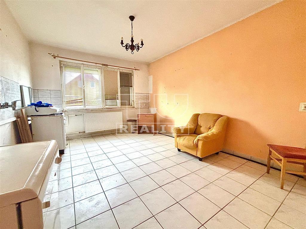 ZNÍŽENÁ CENA
Na predaj rodinný dom v obci Kovarce... - 13