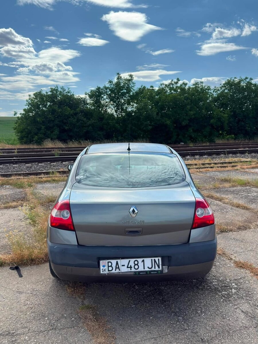 Predám Renault Megane 2 1,6 16v 83kw - 13