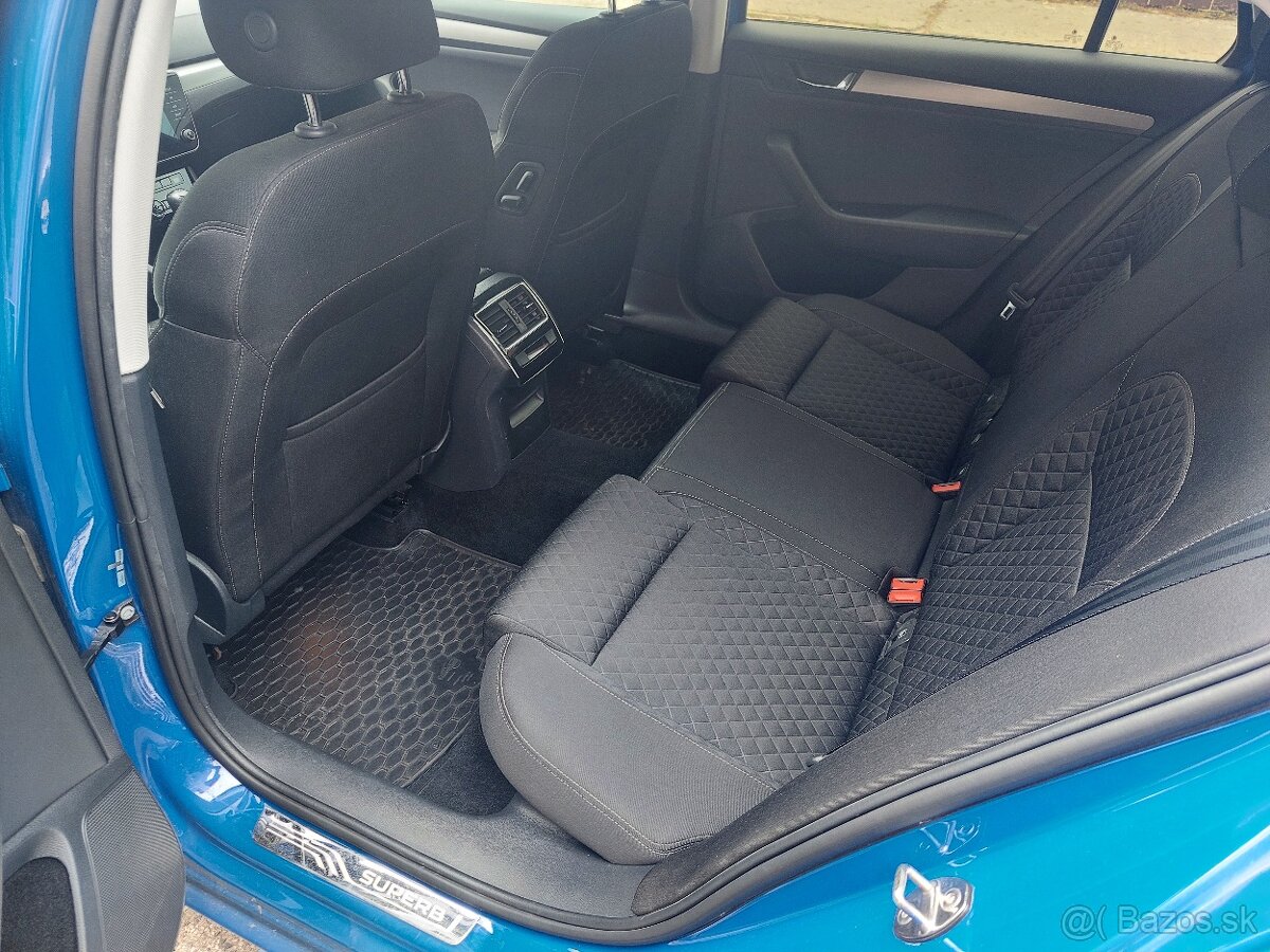 Škoda Superb Combi 3 2.0 TDI DSG - 13