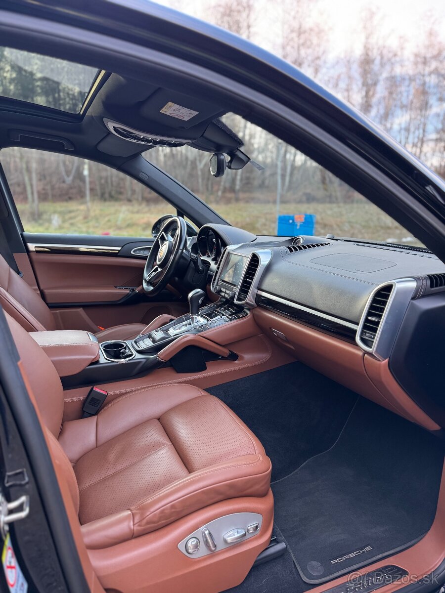 Porsche Cayenne II 2016 3.0TDI Platinum edition - 13