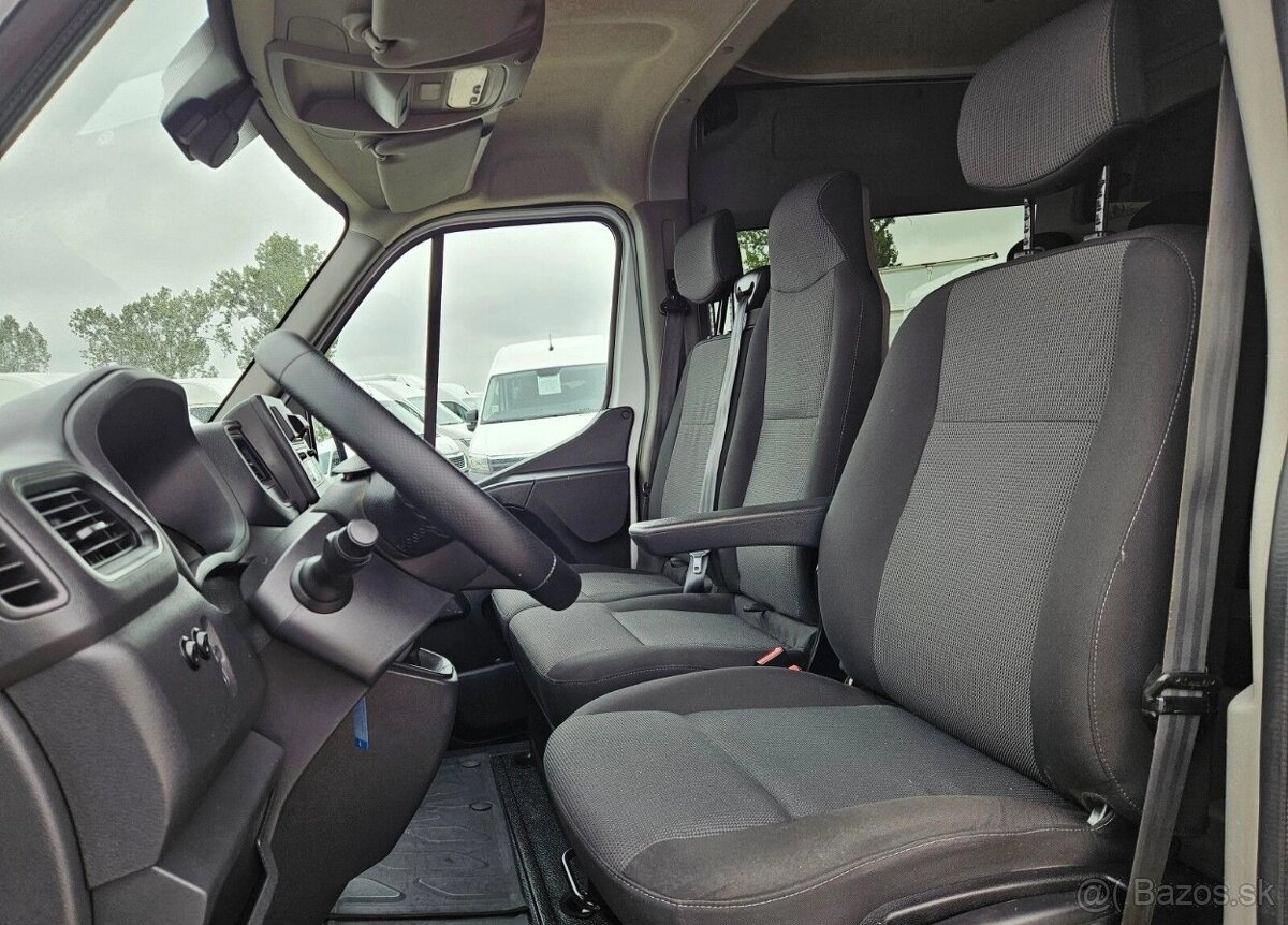 Renault Master L3H2 7-miestne 2.3 dCi/136 koni - 2022 - 13