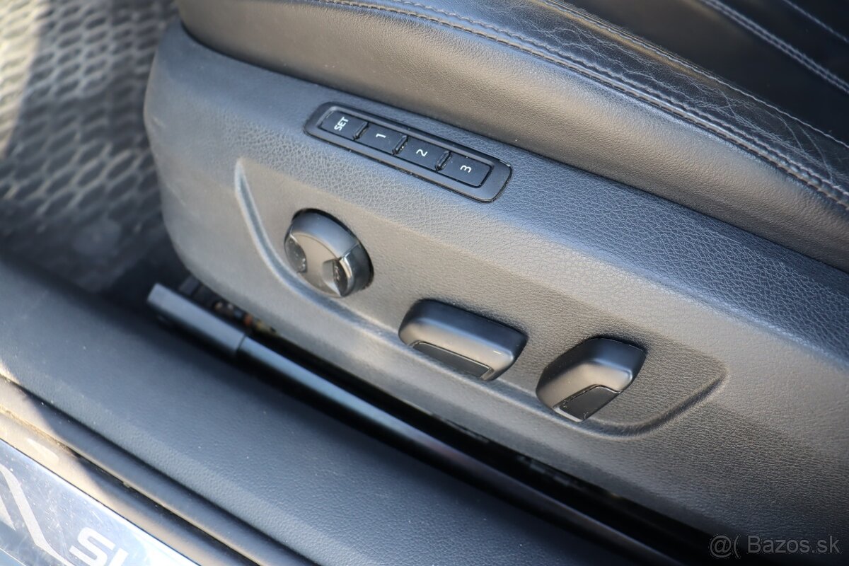 Škoda Superb Combi 1.6 TDI Style - 13