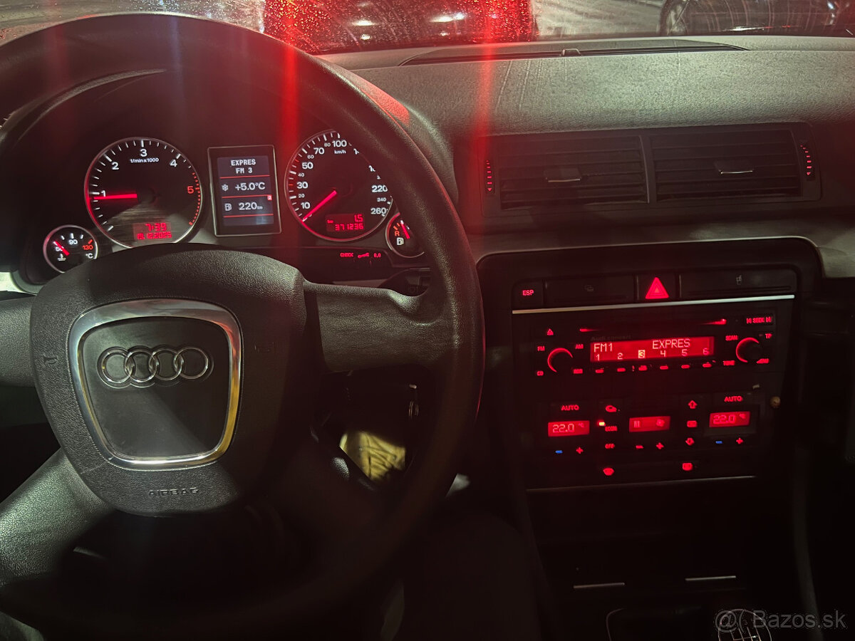 ⭐️⭐️ AUDI A4 Avant 2,0TDi NAVI ⭐️⭐️⭐️ - 13