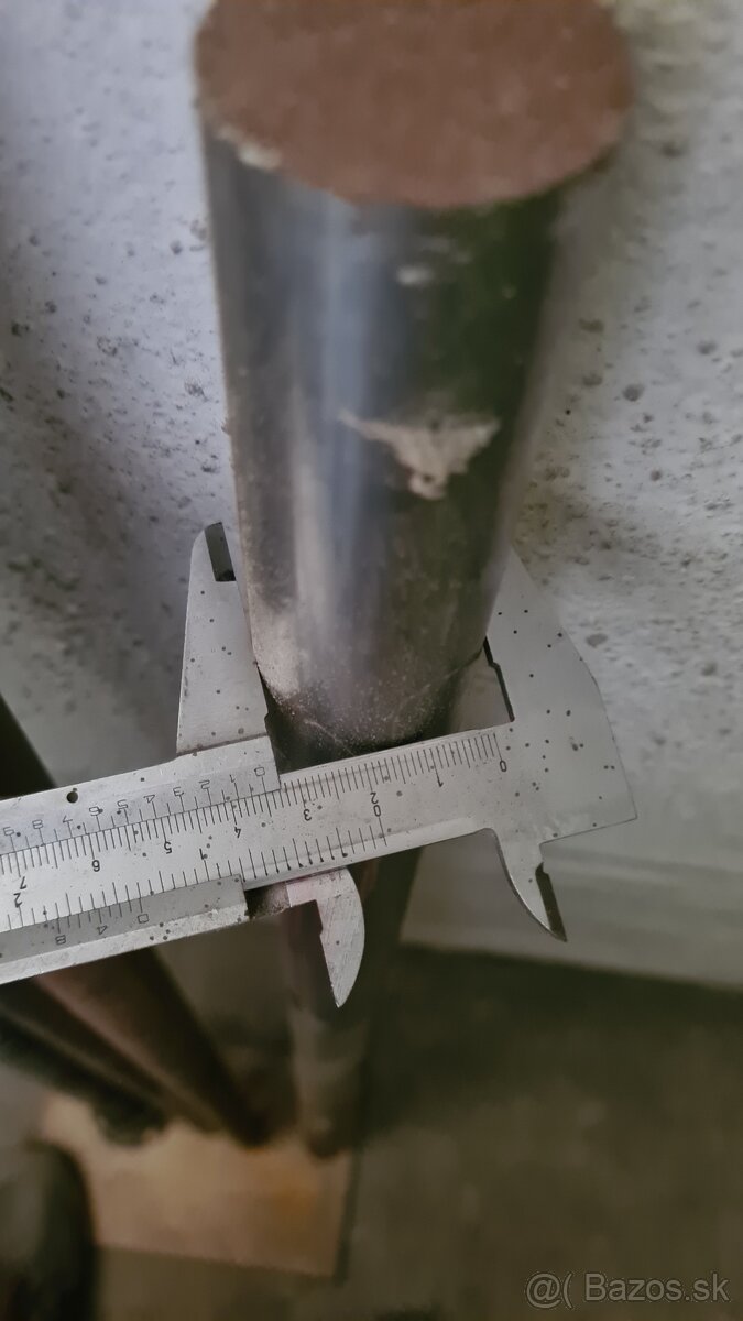 Predám 4 kusy masivných gulatín a jednu gulatinu s trapezový - 13