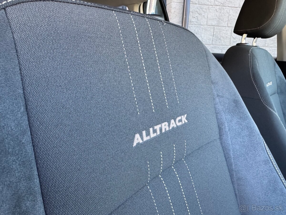 VW Golf Alltrack 4x4 2.0TDi Manuál - 13