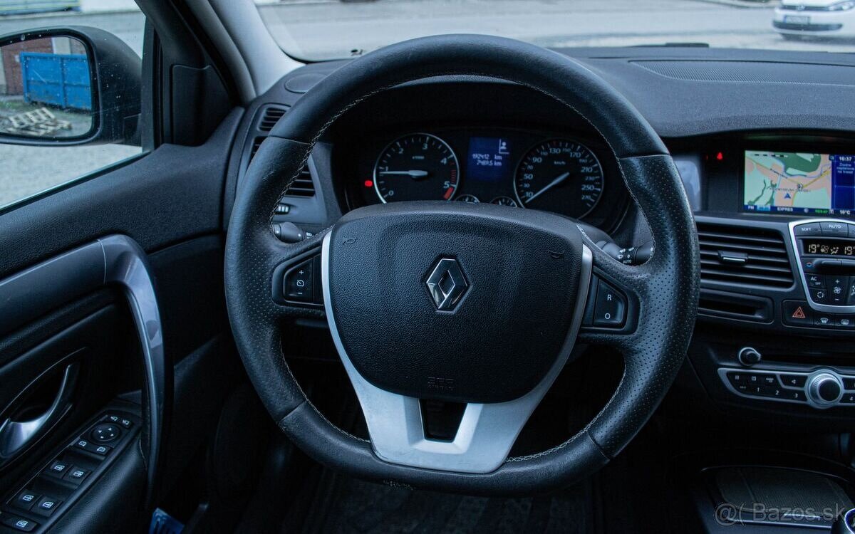 Renault Laguna 2.0 dCi 4control - 13