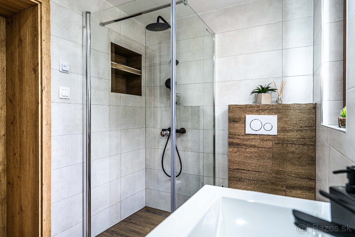 Na predaj útulný dom s pozemkom 2 550 m2 | Malý Lipník - 13