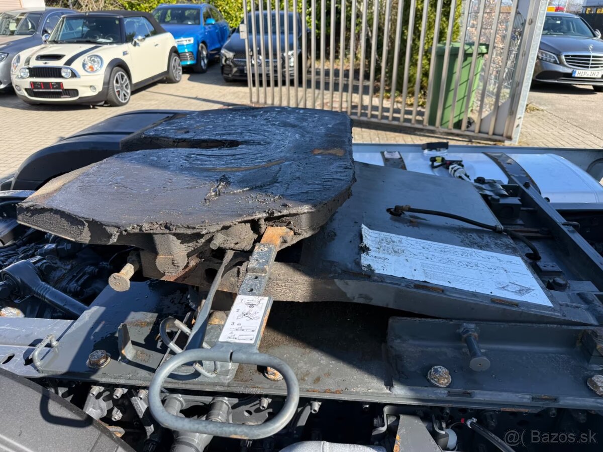 Mercedes-Benz Actros 1851 Lowliner - 13