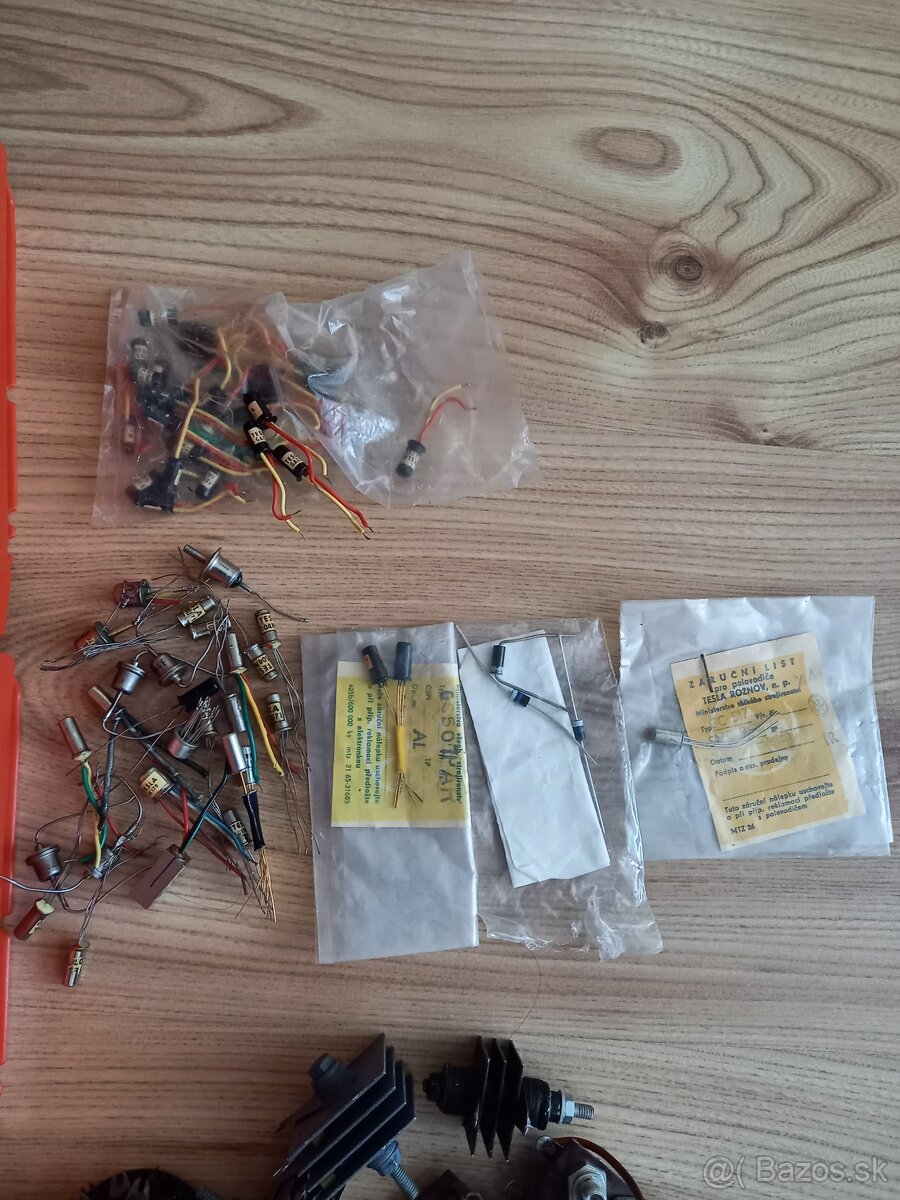 Stare radiotechnicke sučiastky - 13