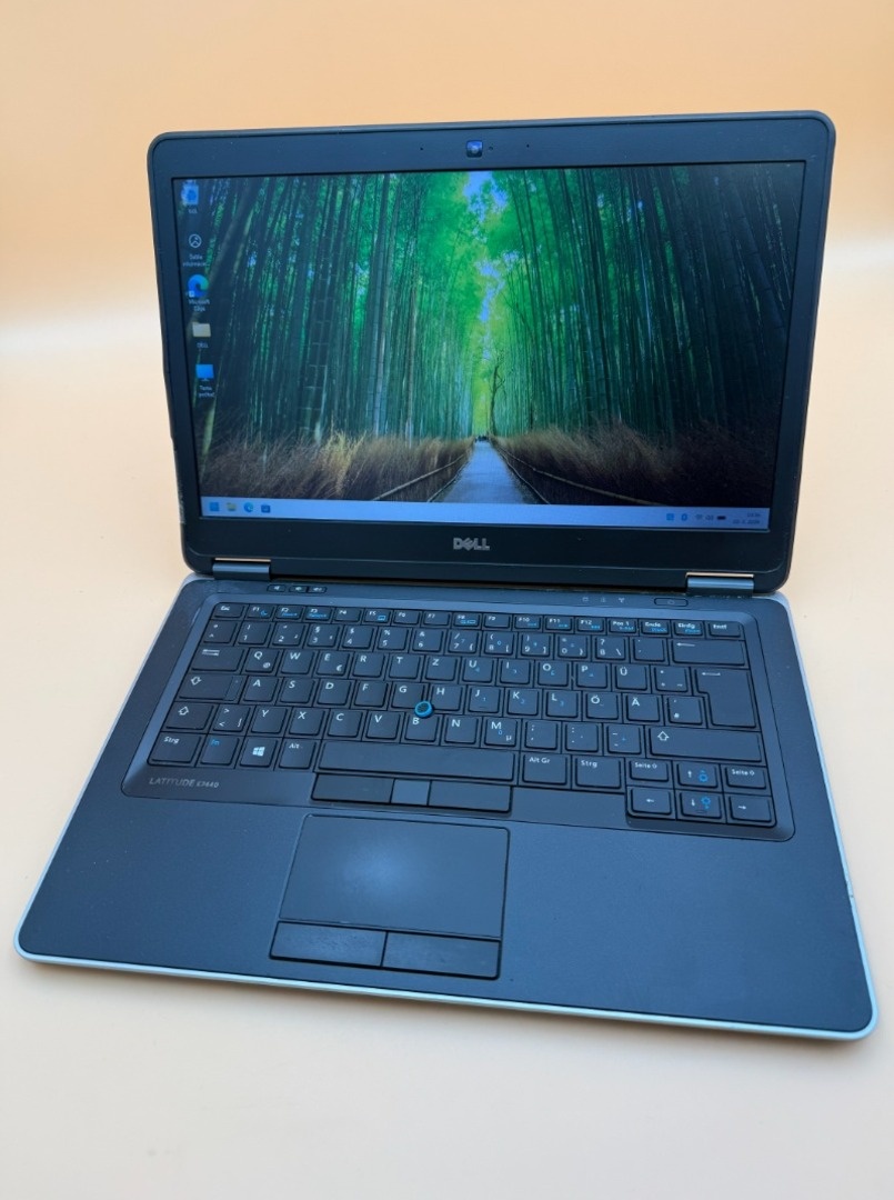 Dell Latitude E7440 / i5 / 8GB RAM / SSD / Win 11 Pro - 13