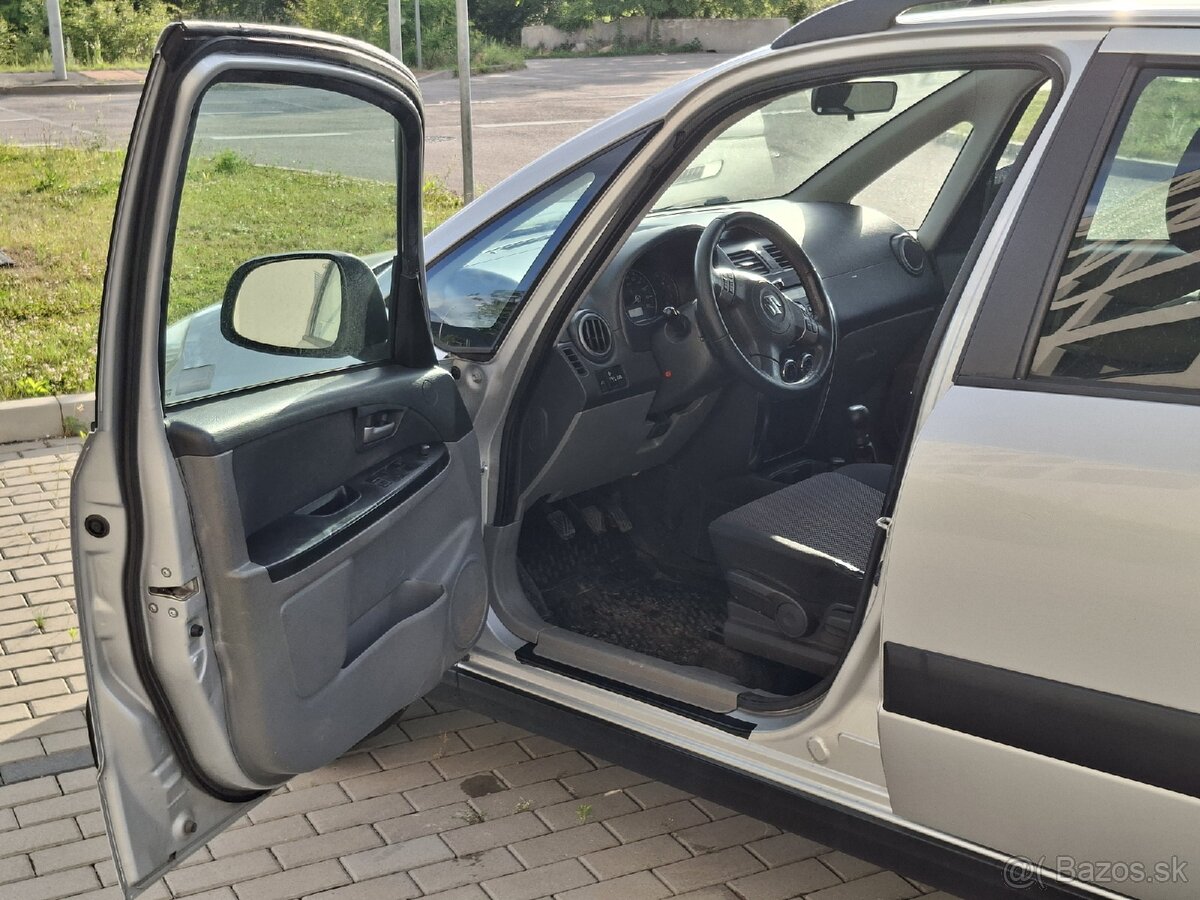 Predám Suzuki SX4 1.6 4x4 2007 - 13
