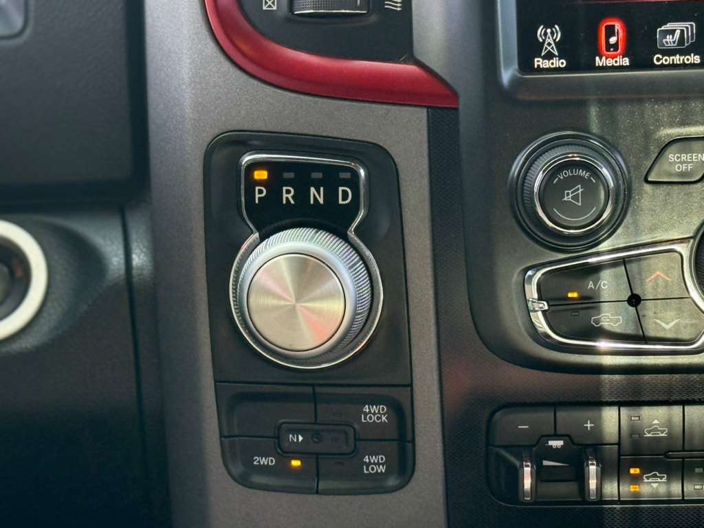 2016 DODGE RAM REBEL 5.7L V8 4x4 - 13