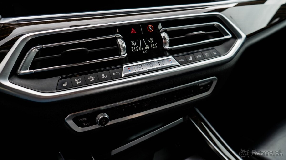 BMW X5m xDrive30d A/T - 13