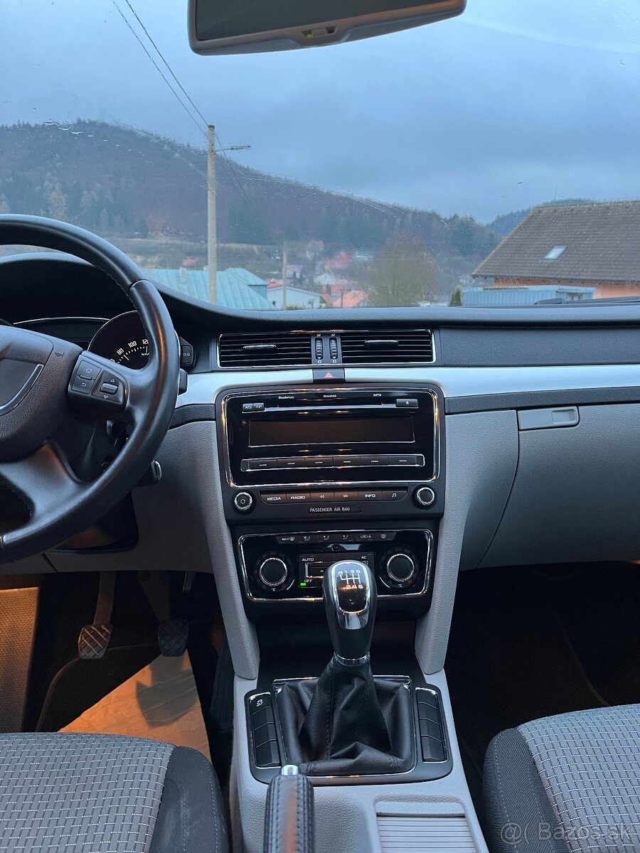 Predám Škoda Superb 2010 - 13