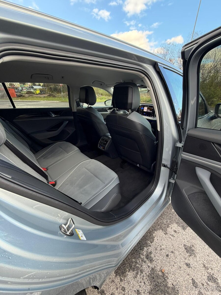 Volkswagen Passat Variant Elegance 1.5 TSI eHybrid DS6 - 13