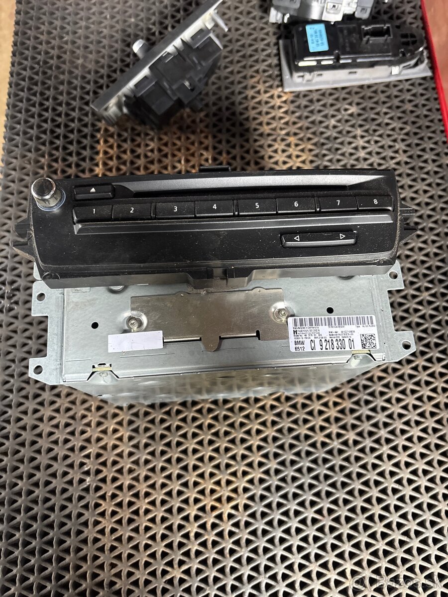 Predam diely bmw e90 e91 - 13