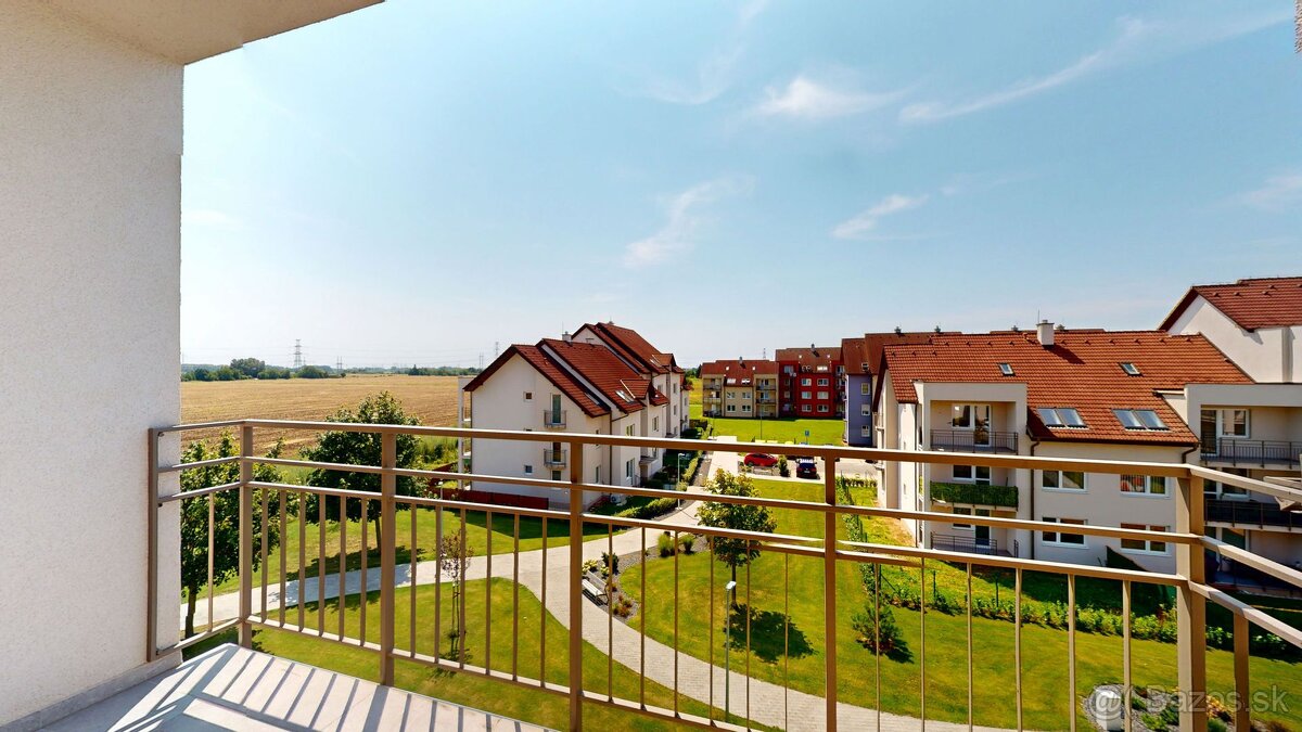 Polianky / B6412 / 2-izbový byt s loggiou - 13