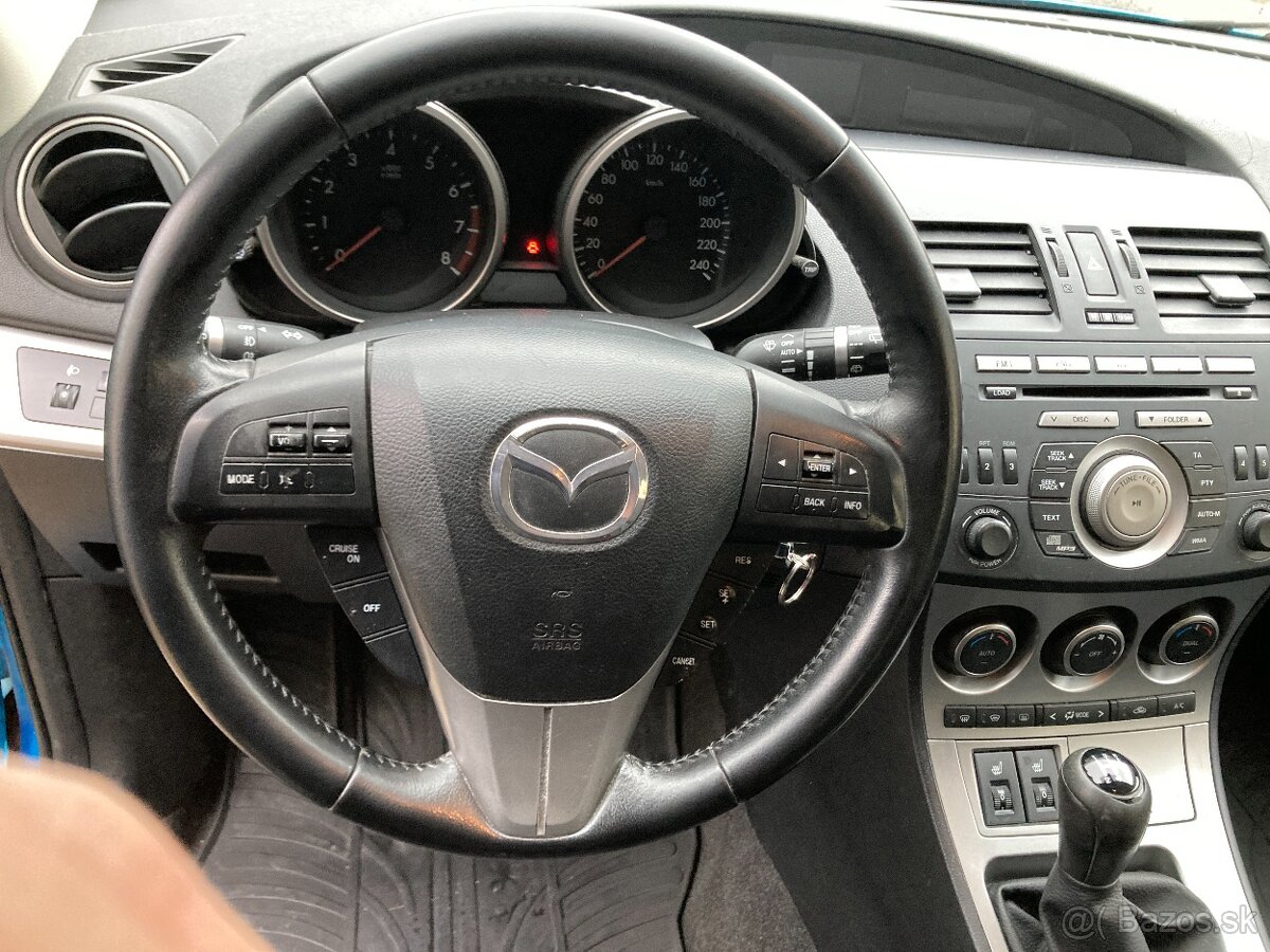 Mazda 3 1.6 i 16V GTA 77 kW BENZÍN - 13