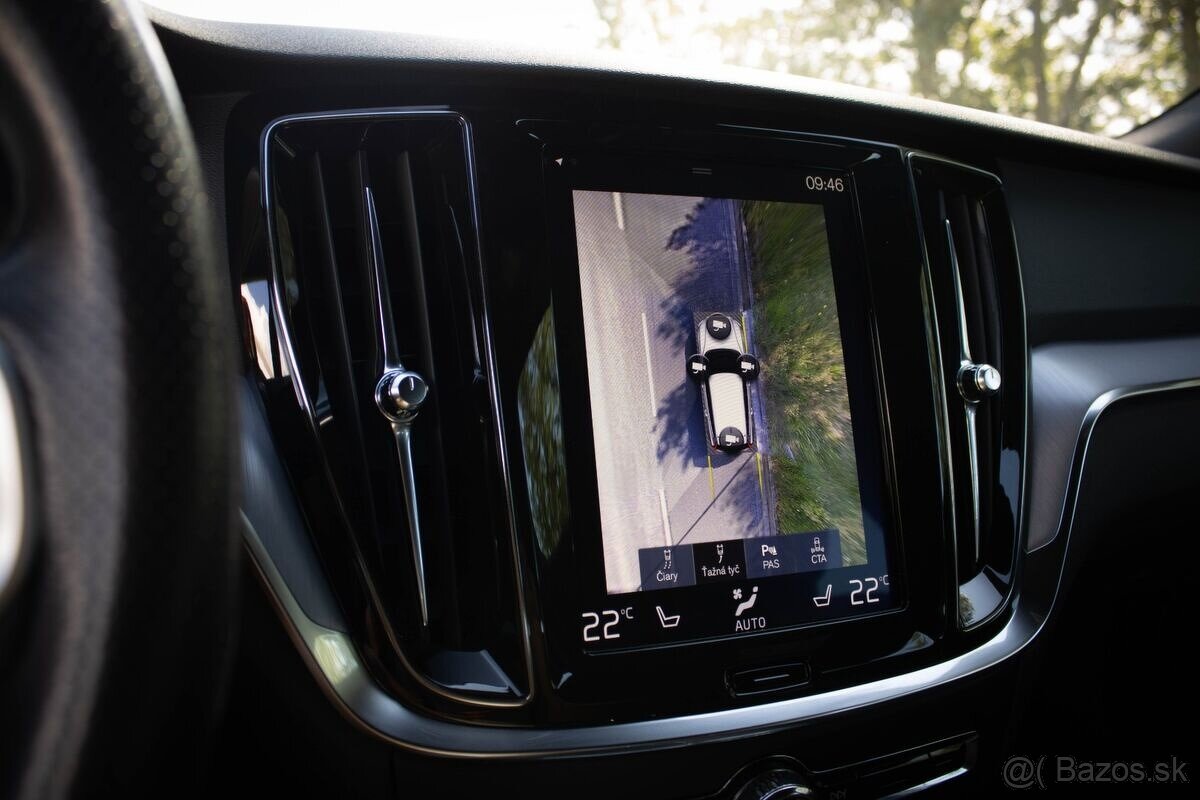 Volvo V60 2,0D 147kw A/T AWD - DPH - 13