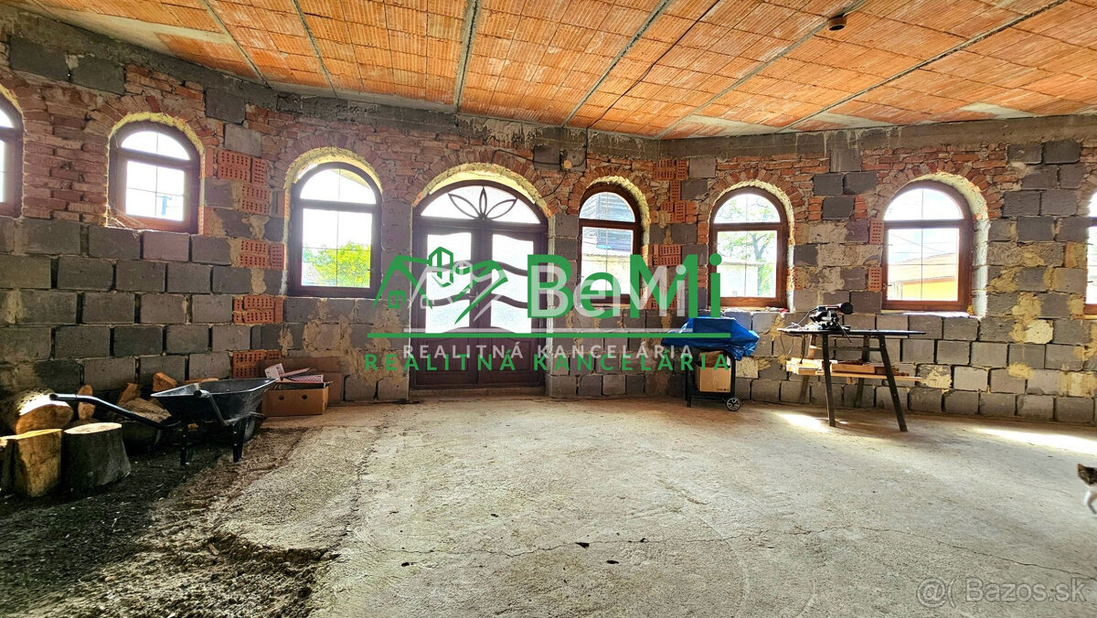 INVESTIČNÁ BUDOVA PRI MAĎARSKÝCH HRANICIACH - NA PREDAJ - 13