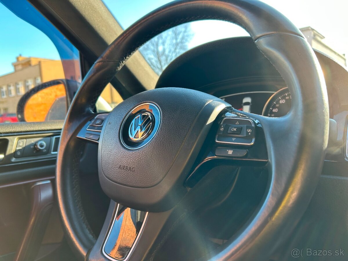 Volkswagen Touareg V6 180kW A/T - 13