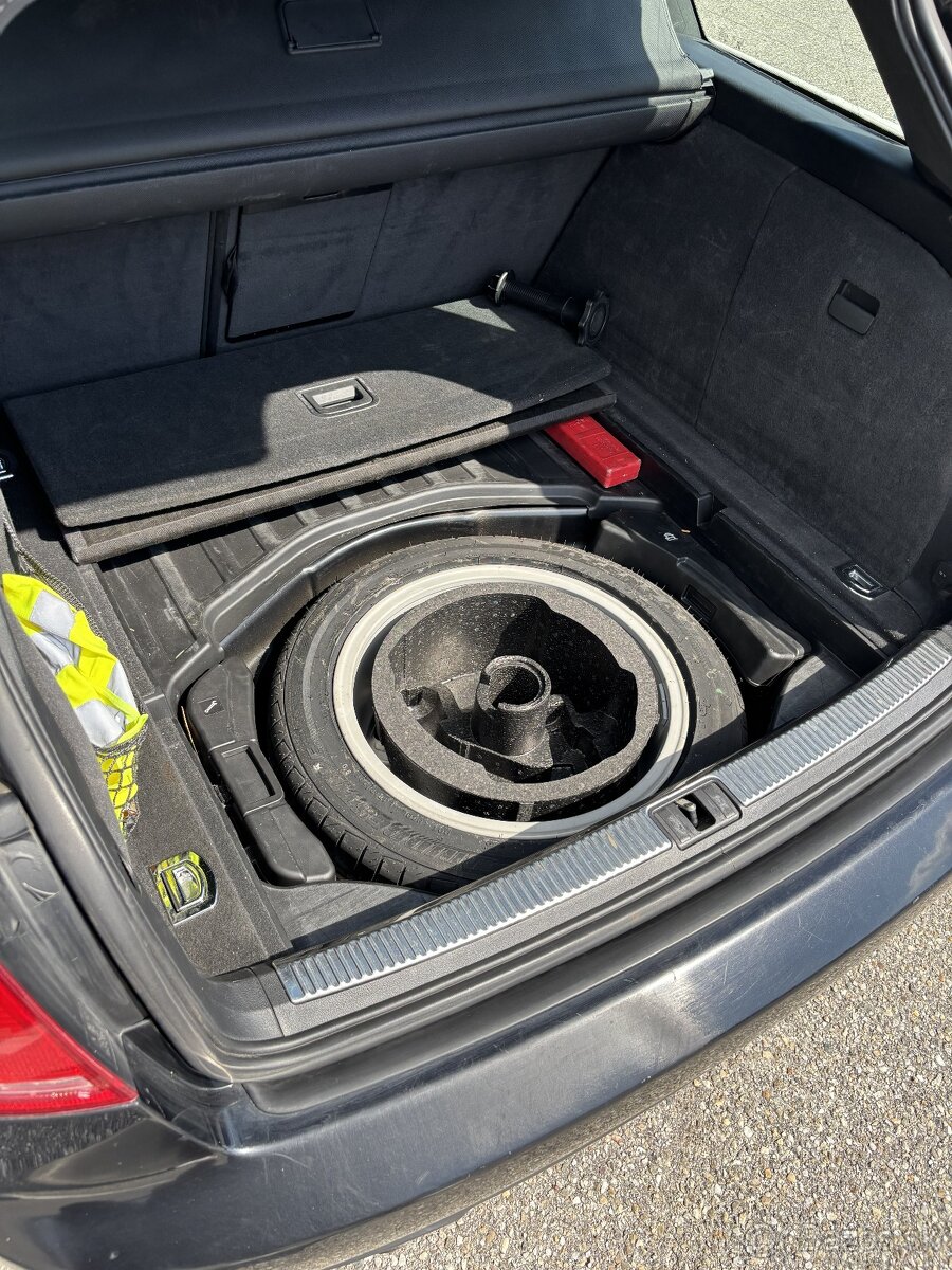 Audi A4 B7 Avant S-line - 13