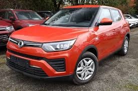 Kúpim SsangYong Tivoli oranžové alebo biele - 13