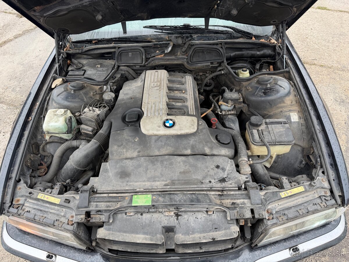 Rozpredam bmw e38 individual - 13