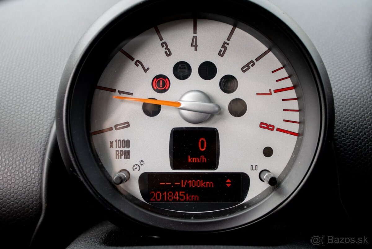 Mini Cooper Countryman 1.6i 85 kW - 13