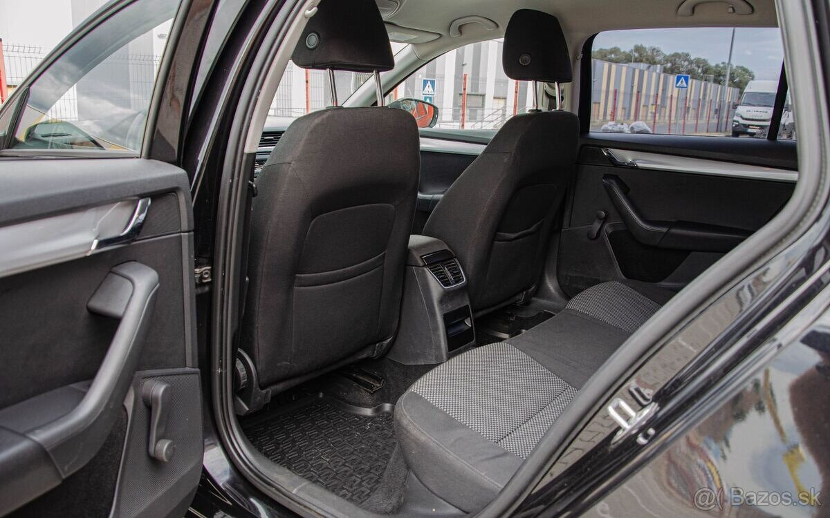 Škoda Octavia Combi 1.6 TDI CR DPF Classic - 13