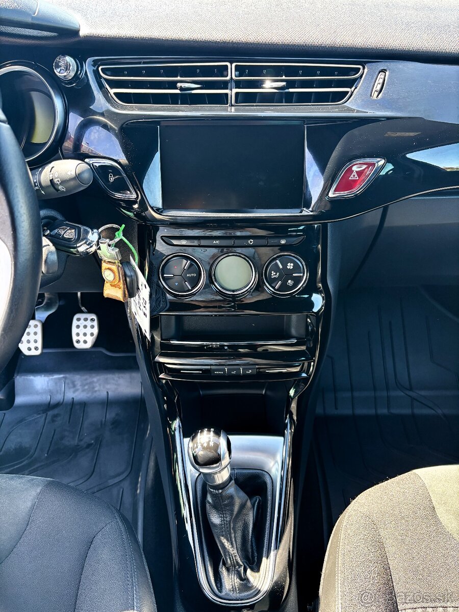 Citroën DS3 1.6 HDi SPORT CHIC 68kW - 13