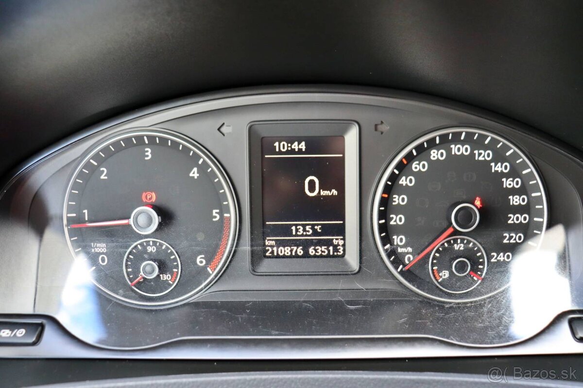 Volkswagen T5 Caravelle 2.0 TDI - 13