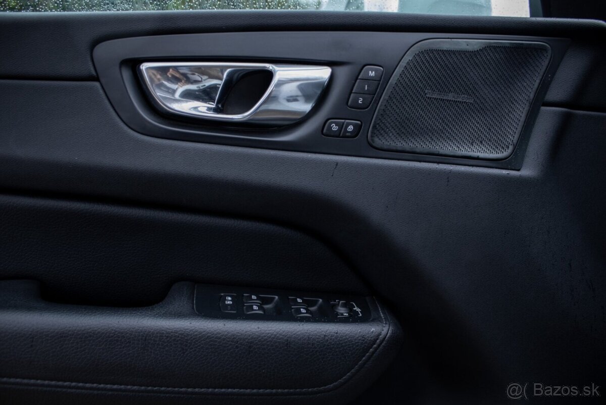 Volvo XC60 D4 Inscription A/T 2019 - 13