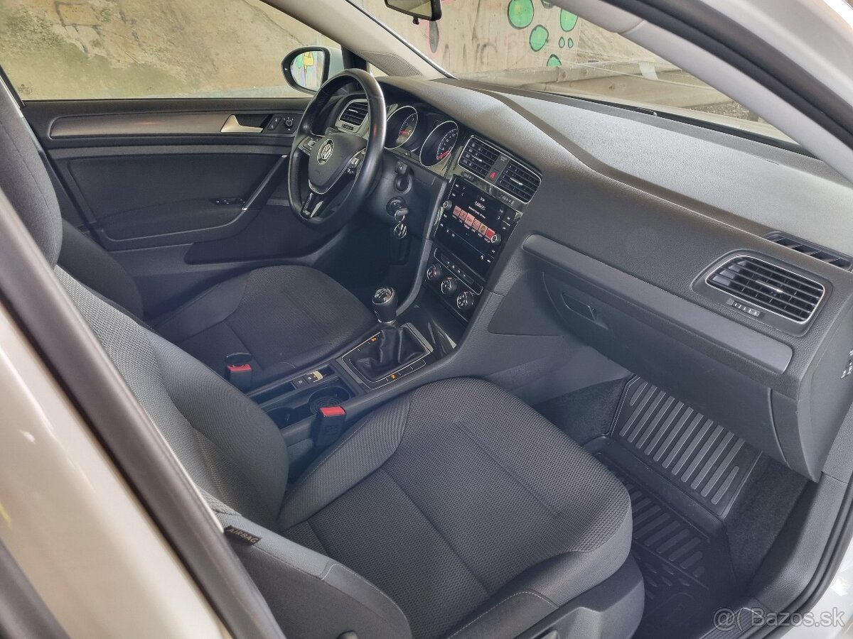 Volkswagen Golf 7 Variant 1.0TSi - 13