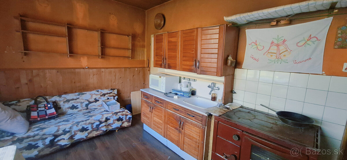 Predáme rodinný dom v Zliechove - 13