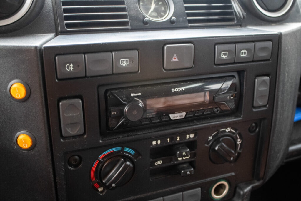 Land Rover Defender 110 SW, 90kW, (2007) - 13