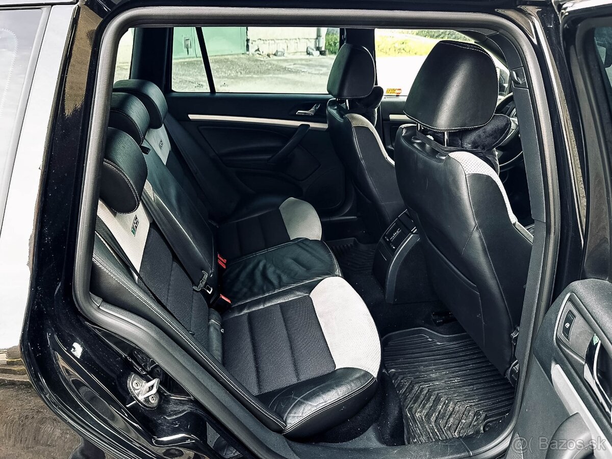 Škoda Octavia II Combi 2.0 TDI CR DPF RS DSG - 13