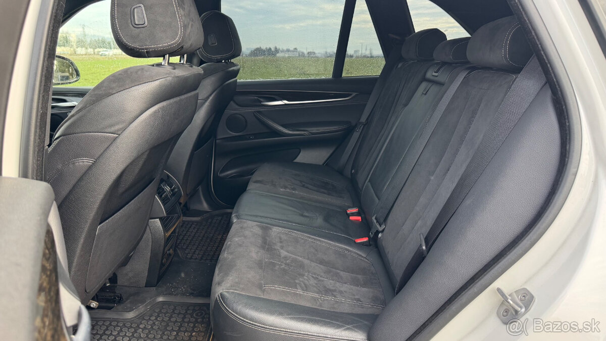 BMW X5 xDrive40d A/T - 13