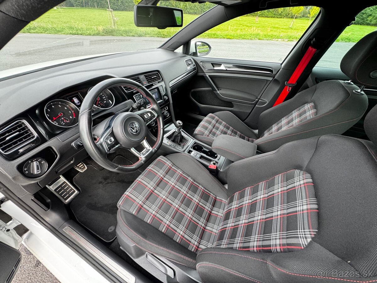 VW Golf 7 Gti , 162kw, 177000km, r.v 2014 - 13