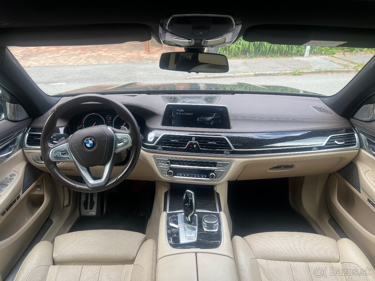 BMW 750Li xDrive - 13