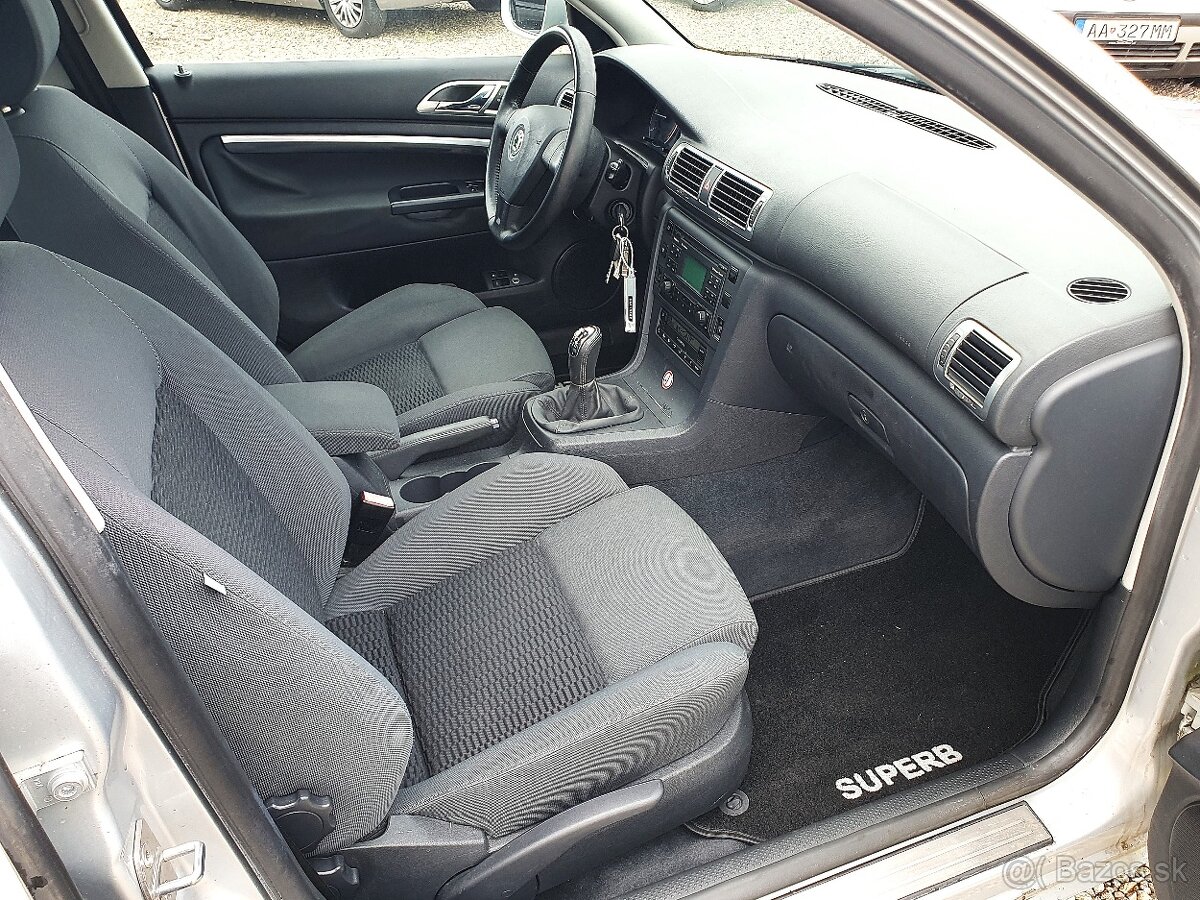 Škoda Superb 2.0 TDI Comfort DPF 6M - 13