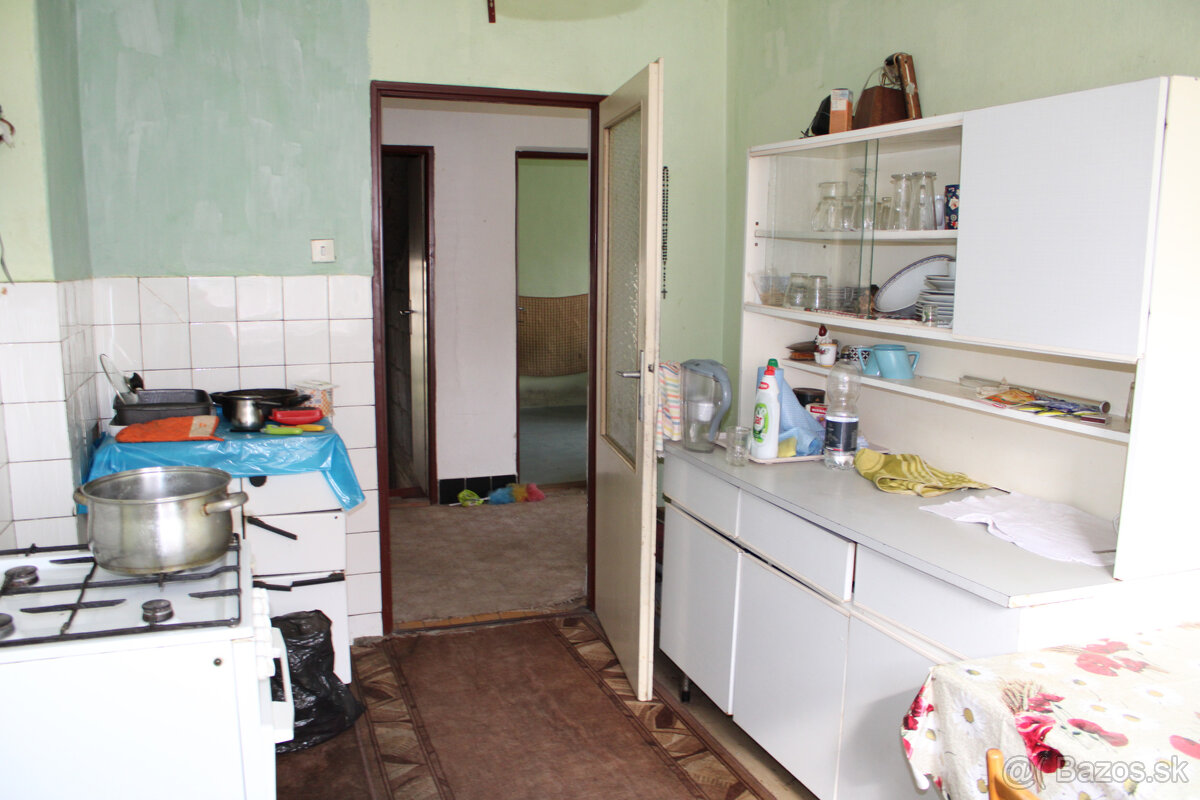 SPEKTRUM REALITY- Na predaj 4-izbový rodinný dom s pozemkom - 13