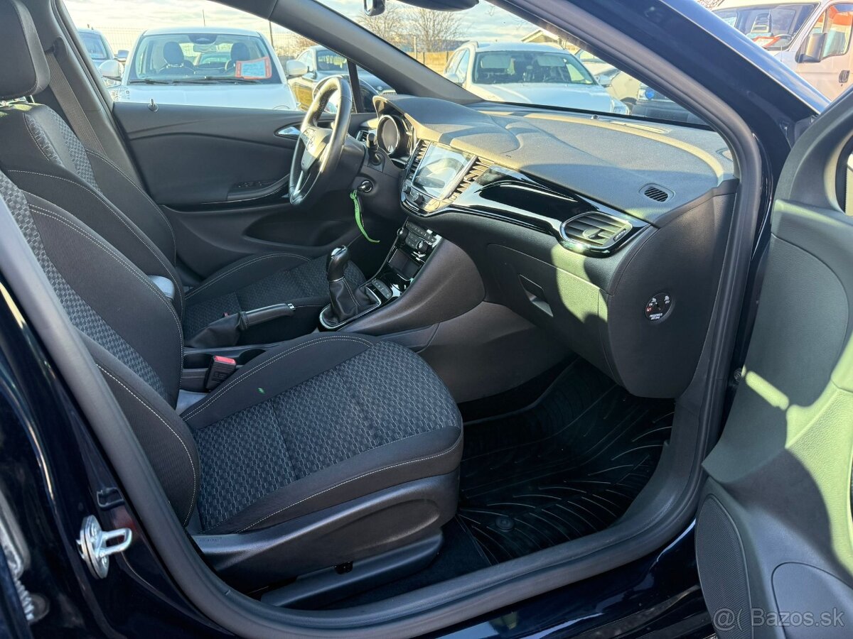 Opel Astra 1.6 CDTI Sports Tourer+ - 13