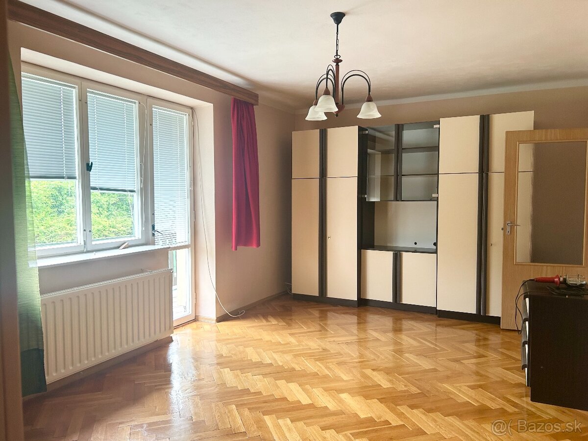 RFReality rod.dom v tichej lokalite - blízko centra - 13