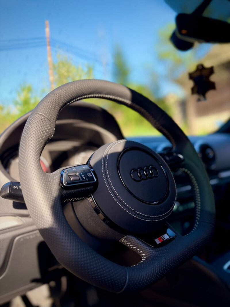 AUDI celoperforovaný volant s MULTIFUNKCIOU a RS F1 pádlami - 13